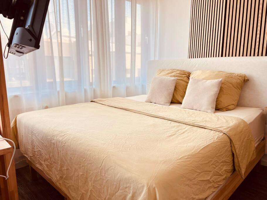 The Room - Direkt In Der Stadt! Bochum Buitenkant foto